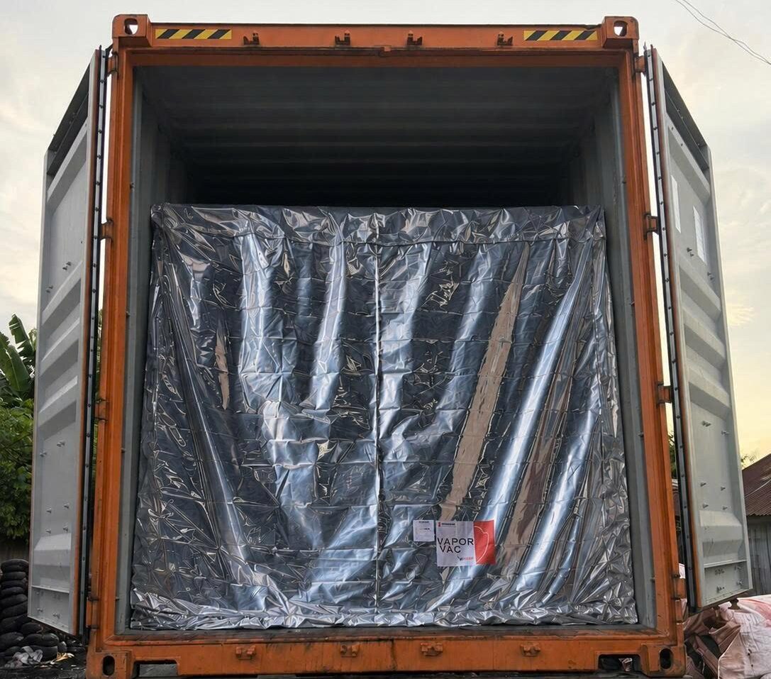 Safe Packaging & Shipping Guide For Mangrove Charcoal 5 Proper container loading of mangrove charcoal with 30cm headspace to prevent spontaneous combustion