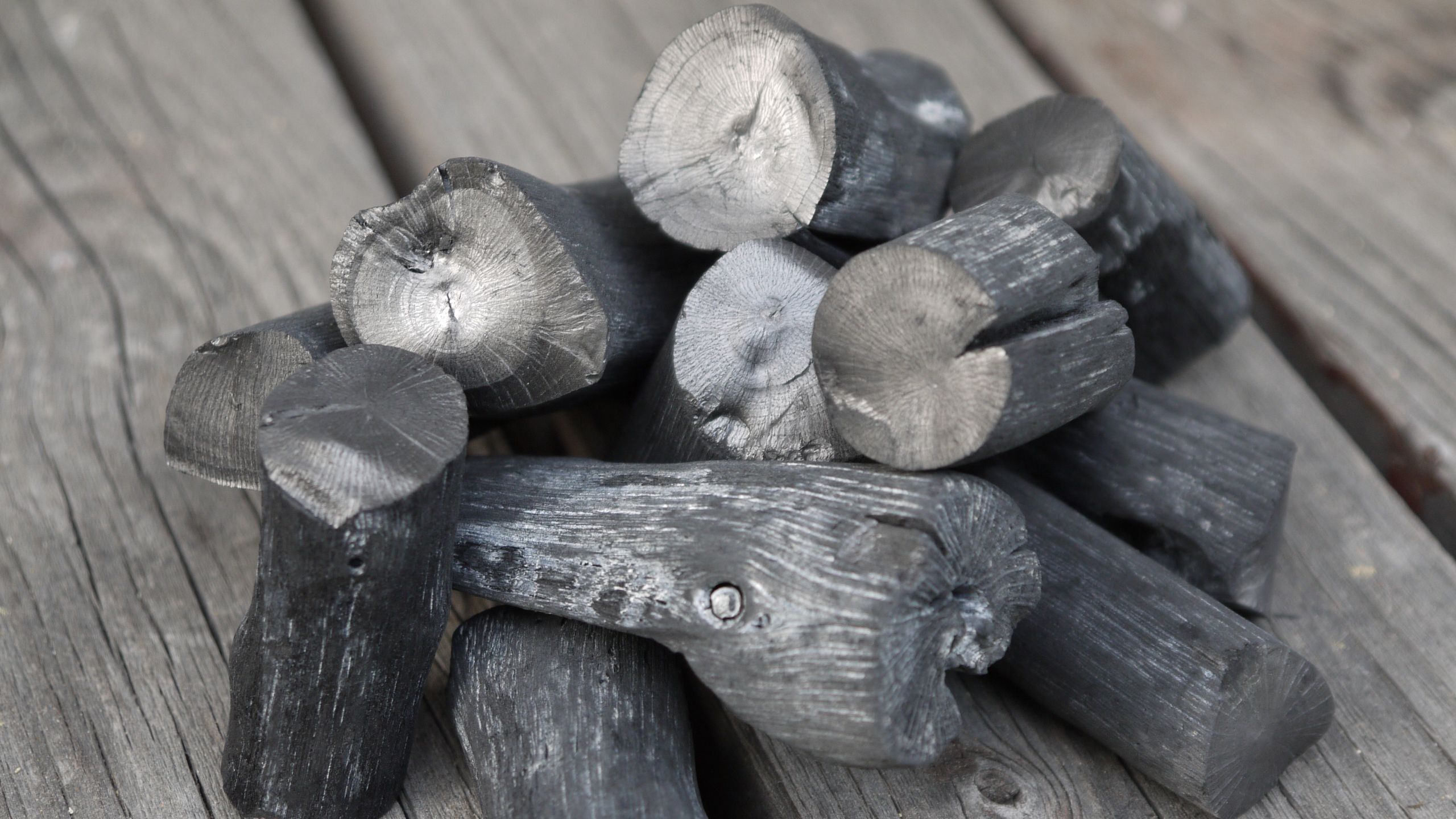 How To Light Binchotan Charcoal Safely: A Complete Guide 1 binchotan charcoal