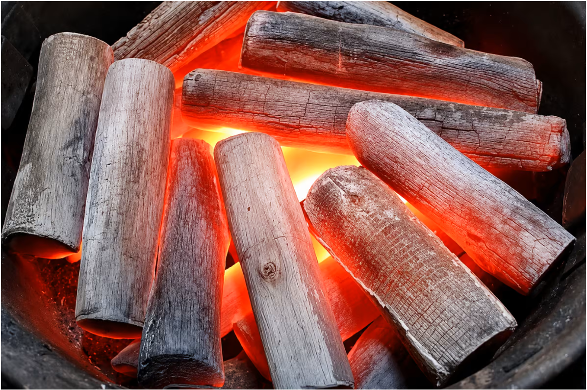High-temperature carbonization process of Binchotan charcoal at 1000-1200°C